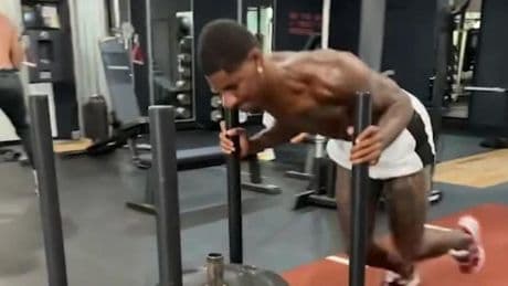 Rashford se ejercitó en solitario y recibió la bienvenida de Flick y Deco