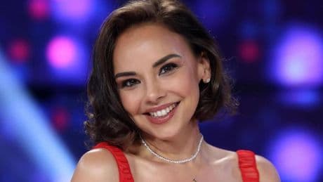 Chenoa, 50 años: “Todavía no me he operado; le pregunté a mi médico si me hacía un ‘lifting’ y me hizo radiofrecuencia”