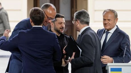 Europa desata las manos a Ucrania para atacar cualquier posición militar dentro de Rusia con sus misiles de largo alcance