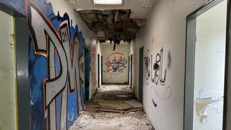Anklage gegen zwei Mitschüler - 13-Jähriger in Bau-Ruine vergewaltigt