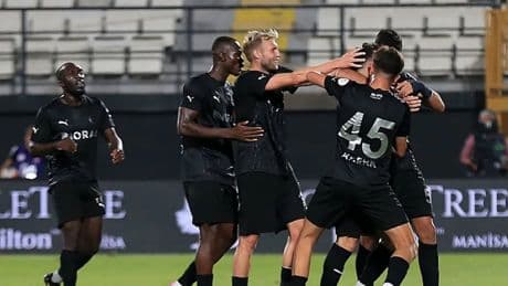 Manisa FK'da ilk galibiyet sevinci