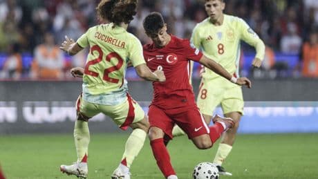 La paliza de España a Güler y la frustración que ya sintió Modric (con empujón a Lamine Yamal)