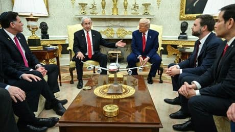 Frappes sur l’Iran : Donald Trump pris à revers par l’allié israélien