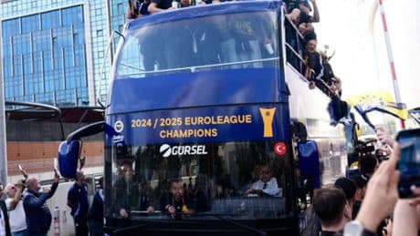 Avrupa'nın en büyüğü zaferini kutluyor!