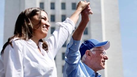 „Bekämpft die Oligarchie!“ – Wie Bernie Sanders jetzt den Widerstand gegen Donald Trump organisiert