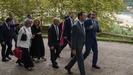 El tic del lehendakari, la reunión del comedor real y el piso de alquiler de Ubarretxena en Madrid