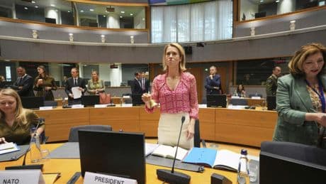 L'UE lève ses sanctions contre la Syrie, une décision saluée à Damas