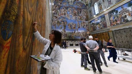 Alta tecnología en la Capilla Sixtina para mantener el cónclave en secreto