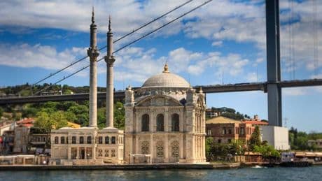 İstanbullunun yarın kemikleri ısınacak! Sıcaklık 24 dereceye çıkıyor! İşte 15 Mayıs 2025 İstanbul hava durumu...