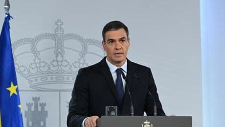 El escándalo colapsa la agenda