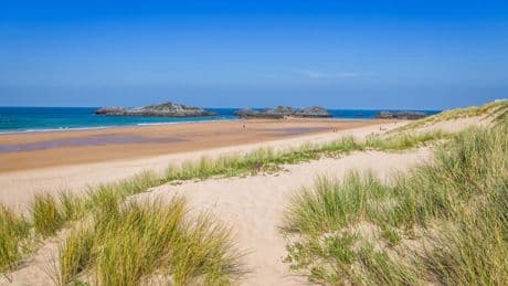 Estas son las 16 nuevas playas de España con bandera azul en 2025