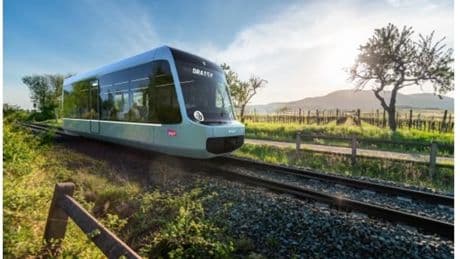 Les trains "poids plume" de la SNCF vont-ils vraiment permettre de sauver les petites lignes?