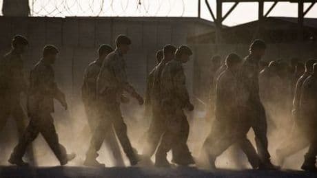 Bundeswehr: Lautstarke Diskussionen über Verteidigung ohne Substanz