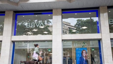Bruselas da alas al BBVA para recurrir al Supremo la intervención del Gobierno en la opa