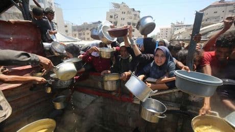 Krieg in Gaza: Hilfsgüter für Gaza: Warum sie oft nicht ankommen