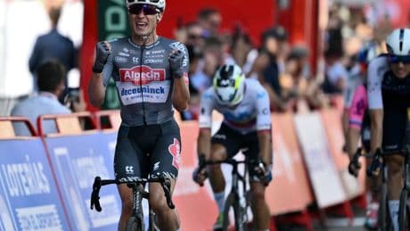 Jasper Philipsen pips Ethan Vernon to victory in opening stage of Vuelta a Espana