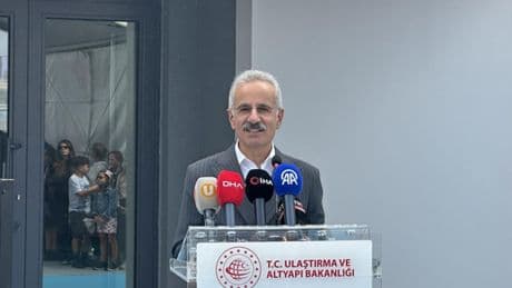 Ulaştırma Bakanı Uraloğlu: 2025 yılının ilk 8 ayında 26 bin 264 gemi trafiği gerçekleşti