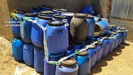 Inmovilizan 2.000 litros de aceite usado en Huelva recogidos en bares sin contrato