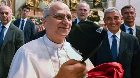 L’apparition surprise du pape Léon XIV place Saint-Pierre, à la rencontre de la jeunesse catholique