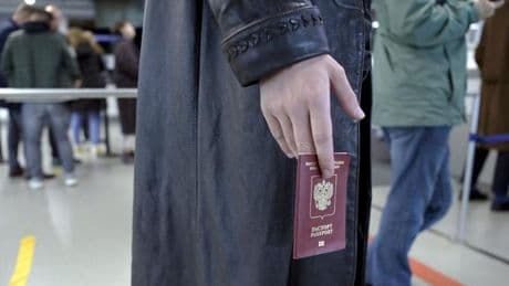 La France refuse en masse des demandes de visa venant de Russie, craignant l’infiltration d’espions