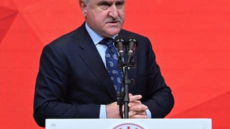 Bakan Bak'tan yeni sezon için paylaşım!