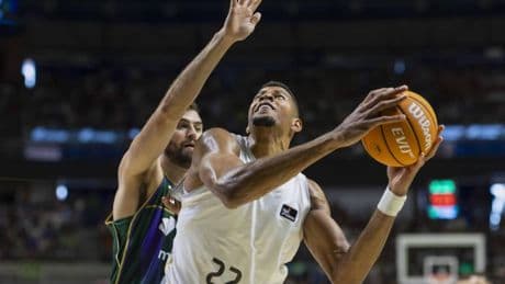 Remontadón del Real Madrid para conquistar el Costa del Sol