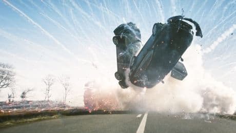 Crash d'hélicoptère, dépanneuse lance-missiles... Retour explosif pour "Balle perdue 3" sur Netflix