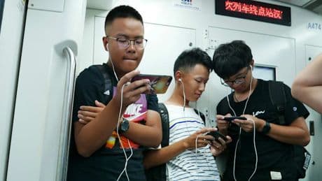 „Ausgangssperren“ und Überwachung von Teenagern – die Lehren aus Chinas Online-Zensur
