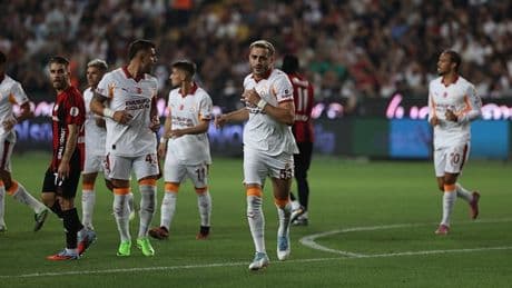 Galatasaray lehine 2 kez penaltı kararı! İşte o pozisyonlar