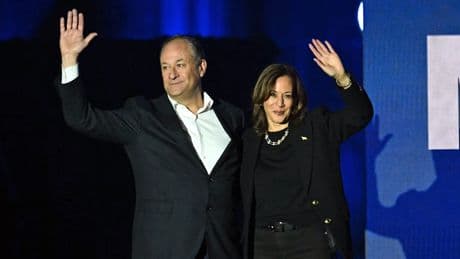 Er arbeitete für Holocaust-Museum - Trump feuert Ehemann von Kamala Harris