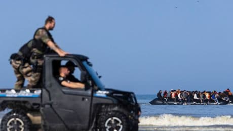 Flüchtlinge: Macron und Starmer handeln Migrationspakt aus