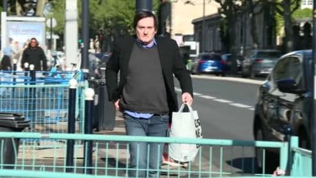 Pierre Palmade: les images de sa sortie de la prison de Bordeaux-Gradignan
