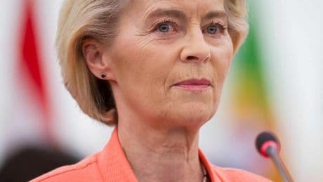 Motion de censure contre von der Leyen : “règlement de comptes” au Parlement européen