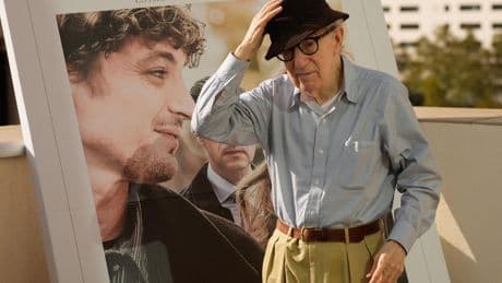 Woody Allen publica su primera novela a los 89 años