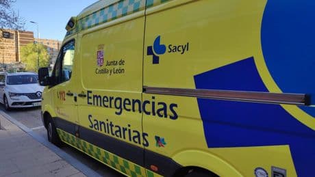 Colisión de dos turismos en el Paseo Arco de Ladrillo: cuatro personas atendidas, tres de ellas trasladadas al hospital