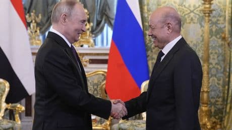 Soykırımcı İsrail'in saldırılarının ardından kritik görüşme... Putin, el-Alimi'yi kabul etti