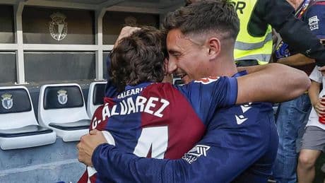 Carlos Álvarez, el héroe del ascenso: "Le pegué con el alma y el Levante es de Primera"