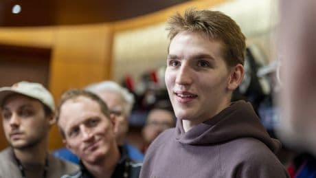 Canadiens’ Hutson says he’s a ‘USA Hockey player’ after dad’s comments spark stir