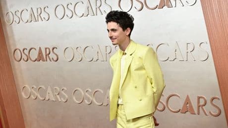 Timothée Chalamet rend visite aux étudiants de son ancien lycée