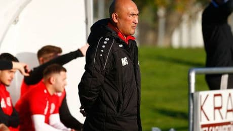 Nach 15 Jahren: Warum Surtebayev sein Traineramt bei den Red Stars niederlegt