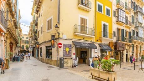 Fury in Majorca as locals slam illegal tourist apartment big enough for 20 people