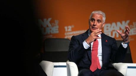 Übernahme: Unicredit-Chef will bei Commerzbank nicht aufgeben: „Wir warten“