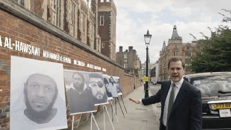 Robert Jenrick urges Prime Minister to sack 'appalling' Attorney General Lord Hermer in latest stunt video