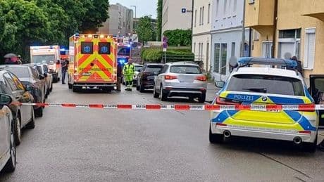 Schock in Passau: Mann fährt Ehefrau und Tochter (5) an