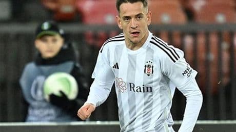 Beşiktaşlı Hadziahmetovic, Hull City'ye kiralandı