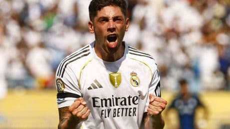 Varios chispazos de calidad y un gran Courtois para acercarse a octavos (3-1)