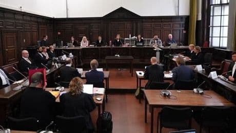 Block-Prozess in Hamburg: Mitangeklagter räumt Tatbeteiligung ein