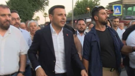 Özgür Çelik, ifade vermek üzere İstanbul Emniyet Müdürlüğüne geldi
