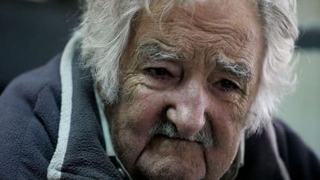 José Mujica, el 'mago de la palabra' y sus 30 frases más recordadas: "Es la cosa más linda entrar a un banco con una pistola calibre 45. Así todo el mundo te respeta"