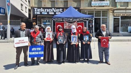Annelerin umudu sönmüyor: “Odasını hazırladım, yeter ki gelsin”